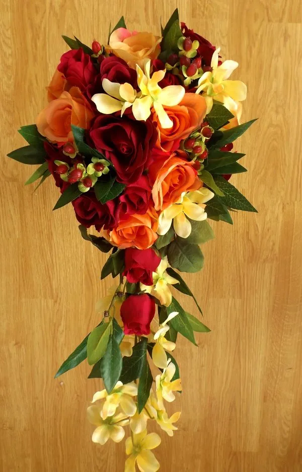 Burgundy & Orange Hypericum Brides Shower