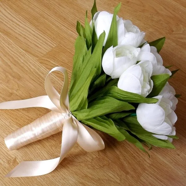 Ivory Silk Tulip & Champagne Brides Bouquet