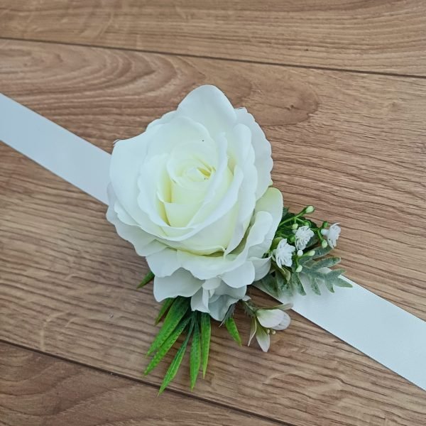 Ivory Artificial Rose & Heather Wrist Corsage